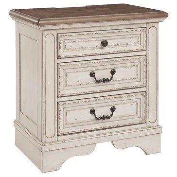 Signature Design by Ashley Realyn 3-Drawer Nightstand